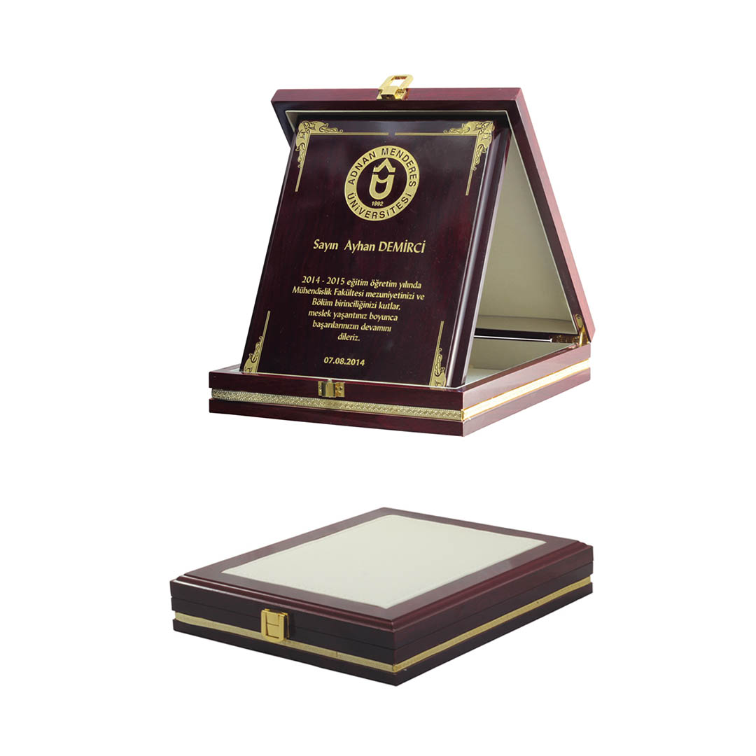 Plaket